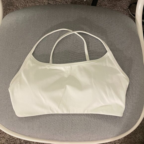 COPY - Alo Strappy Sports Bra - Picture 1 of 3